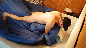 Having Sex With My Feathered Companion On The Bed Until It'S Covered In My Ejaculate